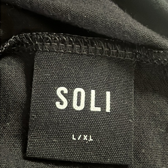 SOLI OVERSIZED BAGGY ROMPER …… 454 - Picture 9 of 11